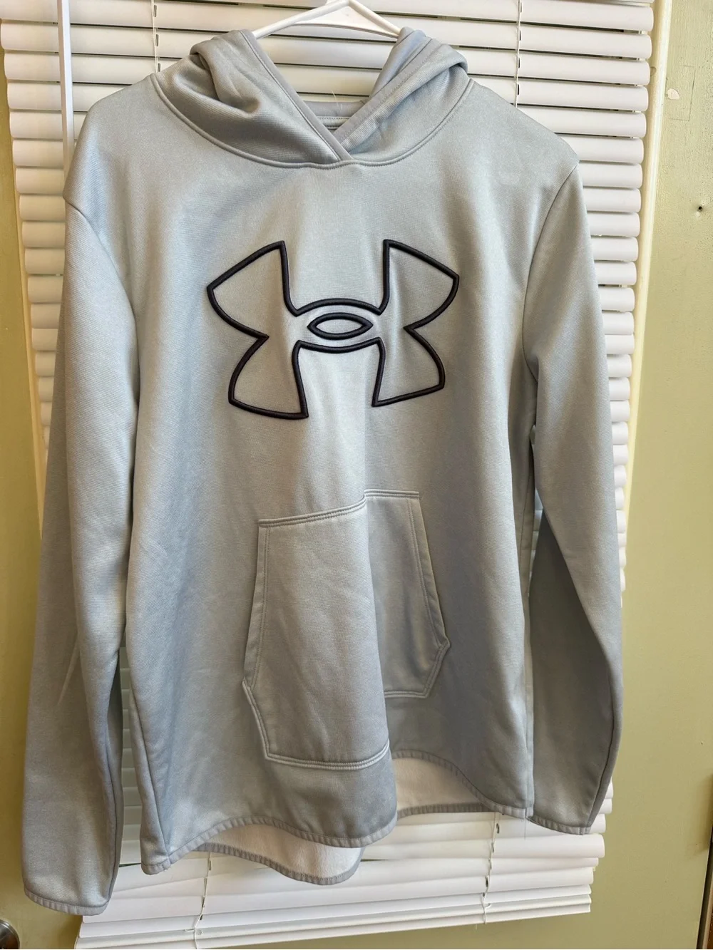 Under Armour Men's Light Gray Hooded Sweatshirt Size L